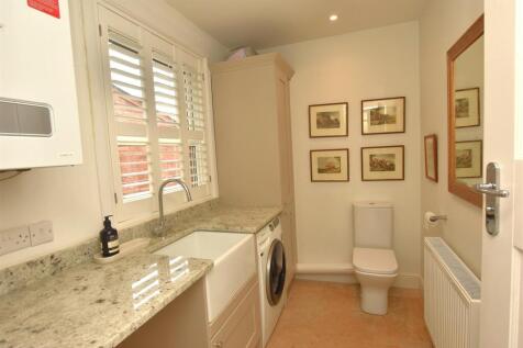 Utility Room/Cloakroom WC
