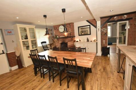 Kitchen/Diner/Family Room