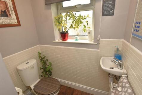 Cloakroom WC