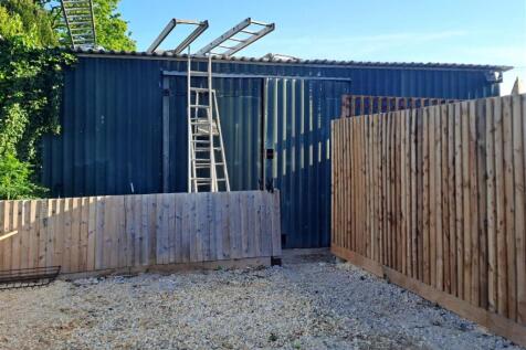Large Workshop/Outbuilding