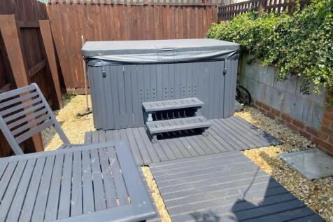 Hot Tub Enclosure