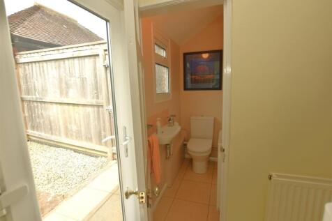 Cloakroom/WC