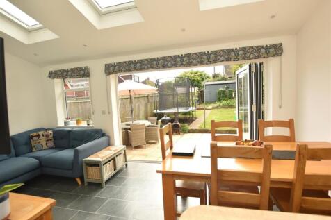 Dining/Family Room Area