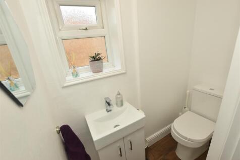Cloakroom WC