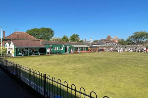 Bowling Club 300yds