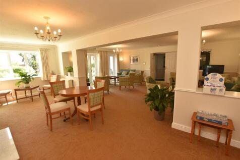 Communal Lounge