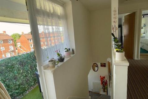 Hallway/Stairs