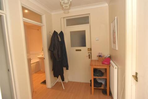Private Entrance Hall