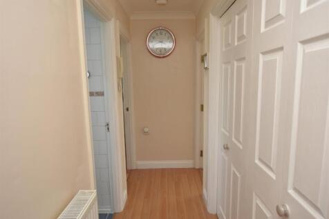 Private Entrance Hall