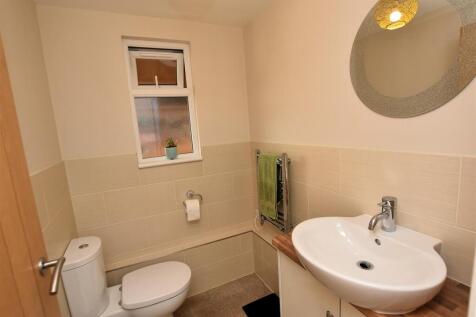 Cloakroom WC