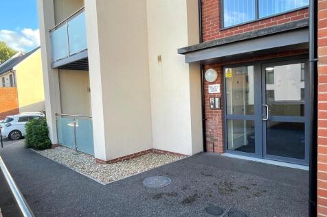Main Entrance to Cobley Court