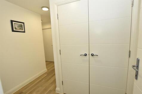 Private Entrance Hall