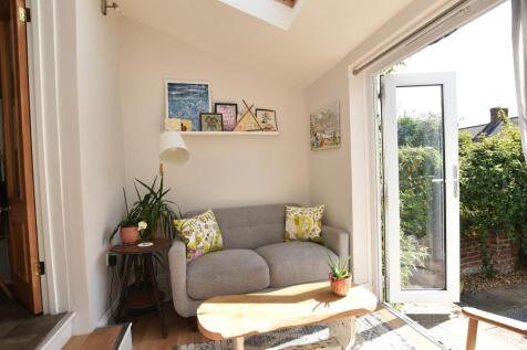 Sun Room/Utility