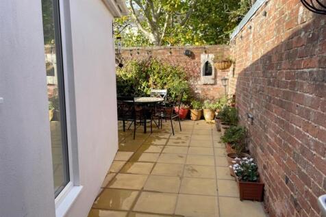 Walled Courtyard Garden