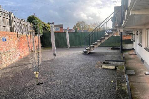 Communal Drying/Seating Area