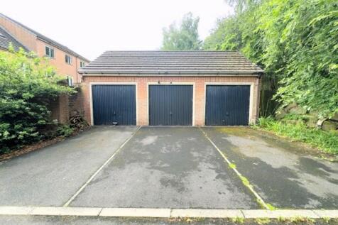 SINGLE GARAGE