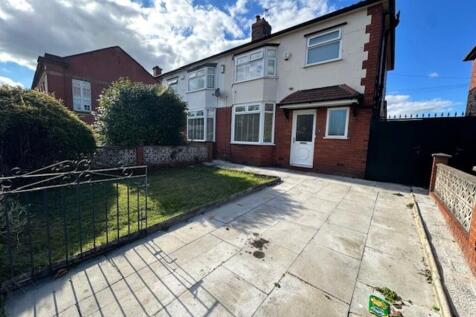 FRONT GARDEN/DRIV...