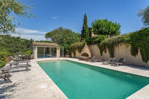 Provencal house for 