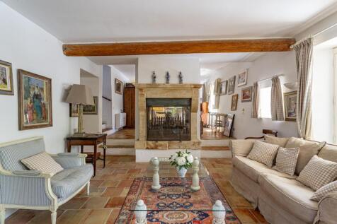 Provencal house for 