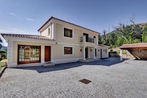 Villa for sale in th