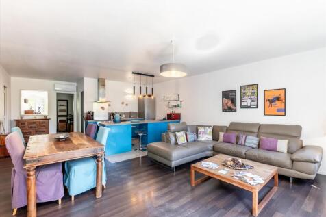 Property Image 12