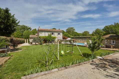 Property Image 4