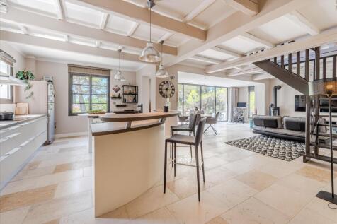 Property Image 8