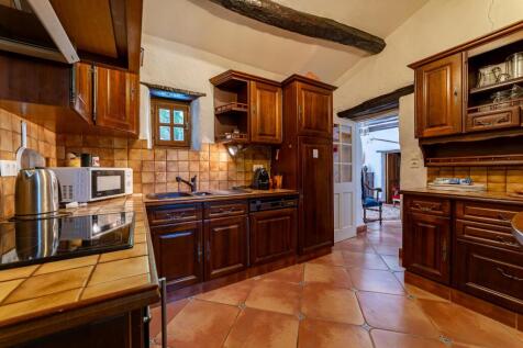 Property Image 8