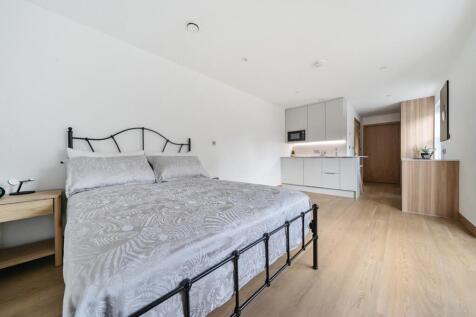 Bedroom/Reception