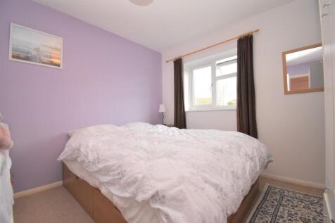 Bedroom (2)