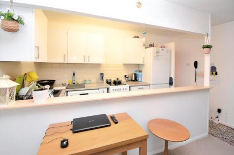 055f9d16-Kitchen