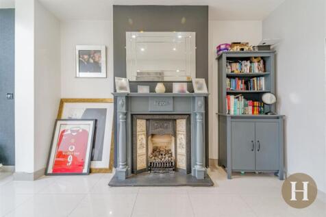 Hadleigh Estate Agents-7.jpg