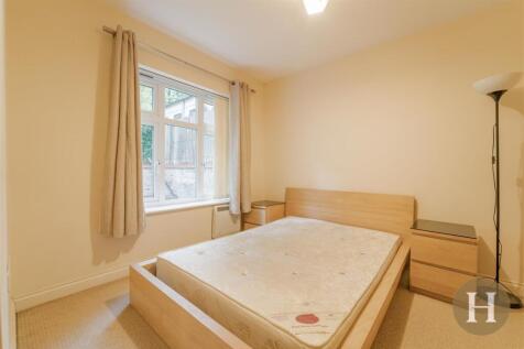 Hadleigh Estate Agents-4.jpg