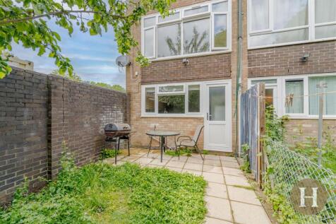 Hadleigh Estate Agents-25.jpg