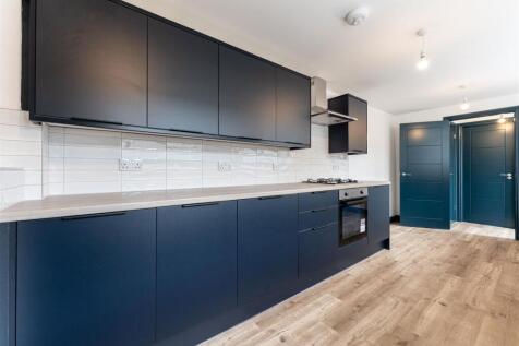 160 Lightwood Road - by Ralph Media Group 01104.jp