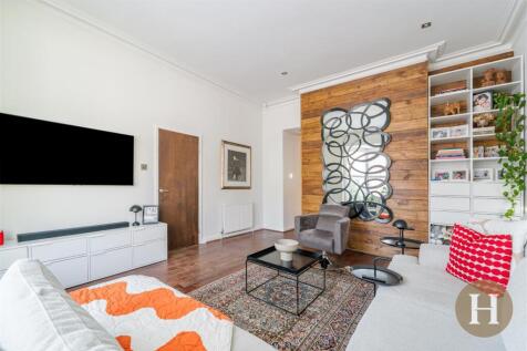 Hadleigh Estate Agents-5.jpg