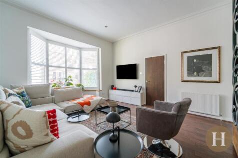 Hadleigh Estate Agents-3.jpg