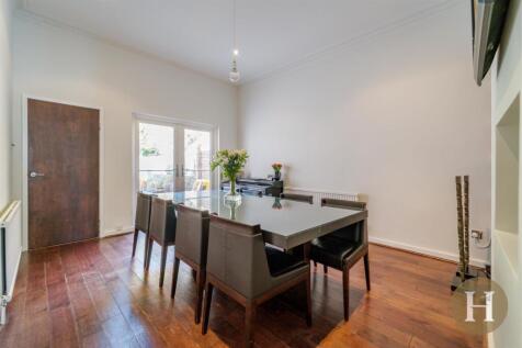 Hadleigh Estate Agents-6.jpg