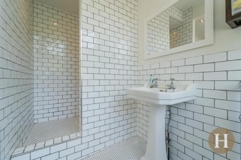 Hadleigh Estate Agents-61.jpg