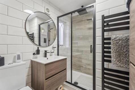 Master Ensuite