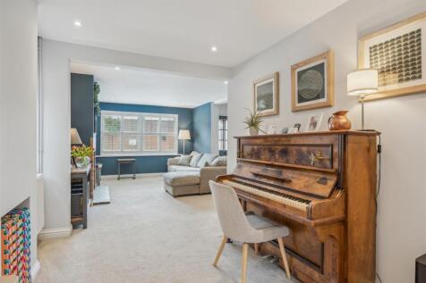 Living Room/Family Room