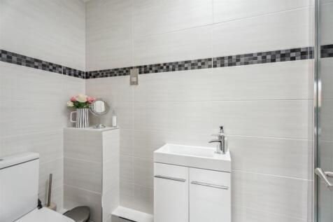 Downstairs Bedroom Ensuite