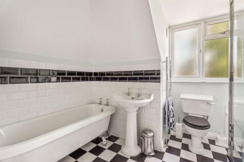 Master En-Suite