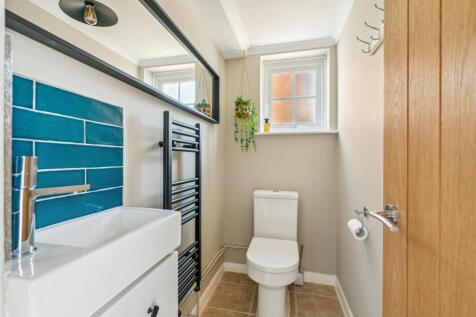 Downstairs Cloakroom