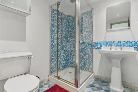 Annexe Bedroom Ensuite