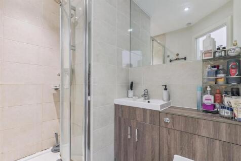 Bedroom One Ensuite