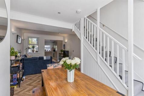 Sitting/Dining Room
