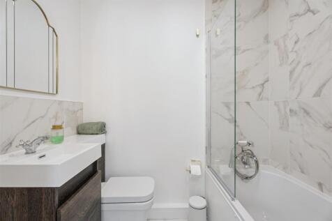 Bedroom Two Ensuite