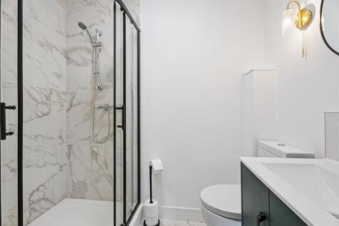 Bedroom Four Ensuite