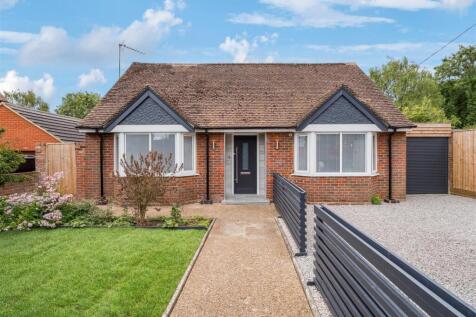 Bushmead Road, Whitchurch